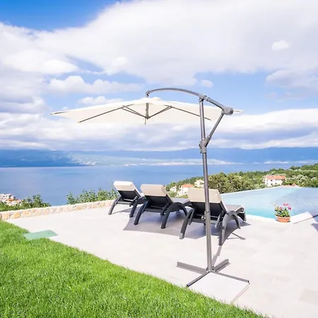 Luxurioeses Grohot Mit Privatem Infinity-pool By Interhome Vrbnik (Primorje-Gorski Kotar)