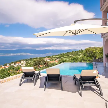 Apartamento Luxurioeses Grohot Mit Privatem Infinity-pool By Interhome