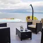 Luxurioeses Grohot Mit Privatem Infinity-pool By Interhome Διαμέρισμα