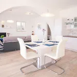 Διαμέρισμα Luxurioeses Grohot Mit Privatem Infinity-pool By Interhome