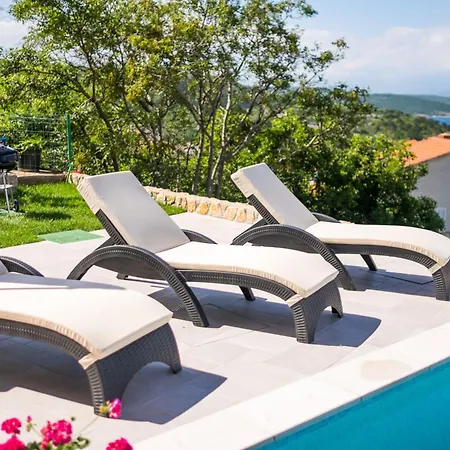 Luxurioeses Grohot Mit Privatem Infinity-pool By Interhome Appartamento Vrbnik (Primorje-Gorski Kotar)